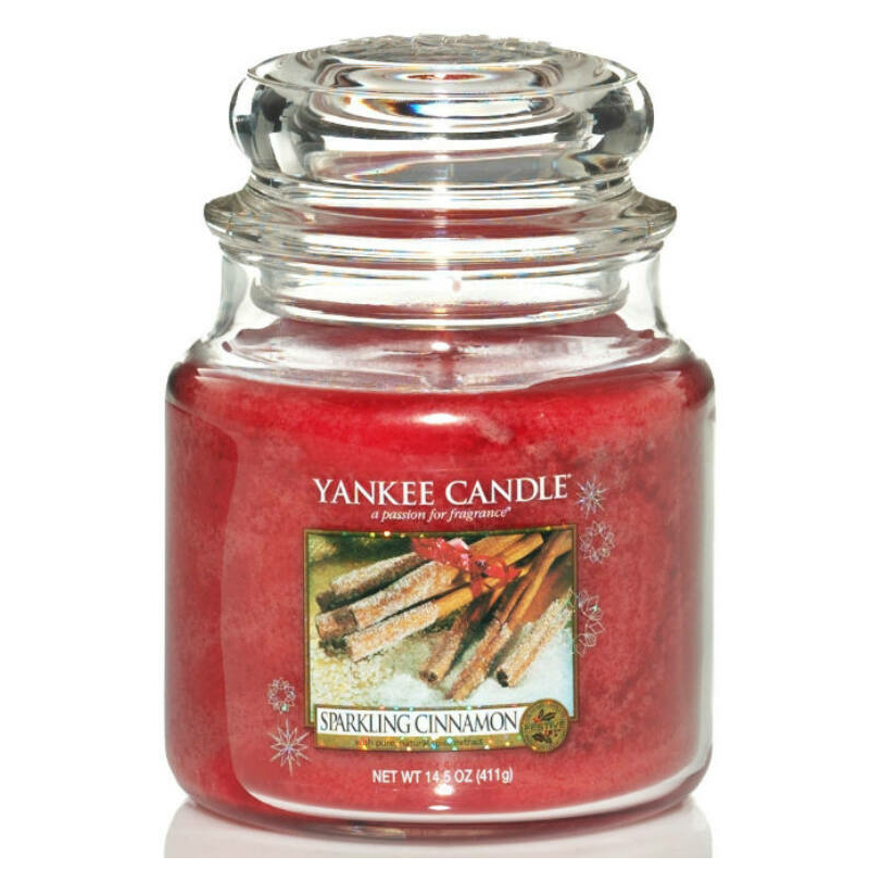 Yankee Candle® Sparkling Cinnamon közepes üveggyertya