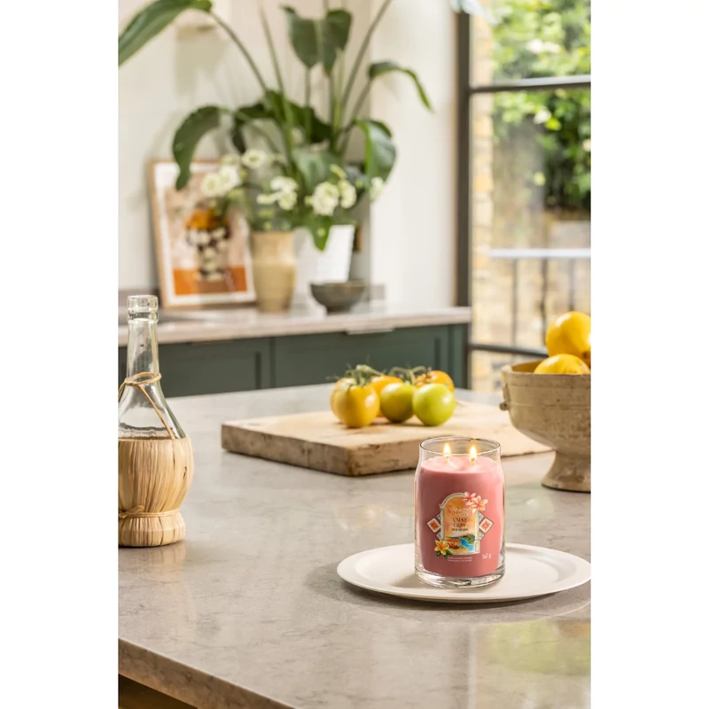 Yankee Candle® Capri Glow Signature nagy üveggyertya