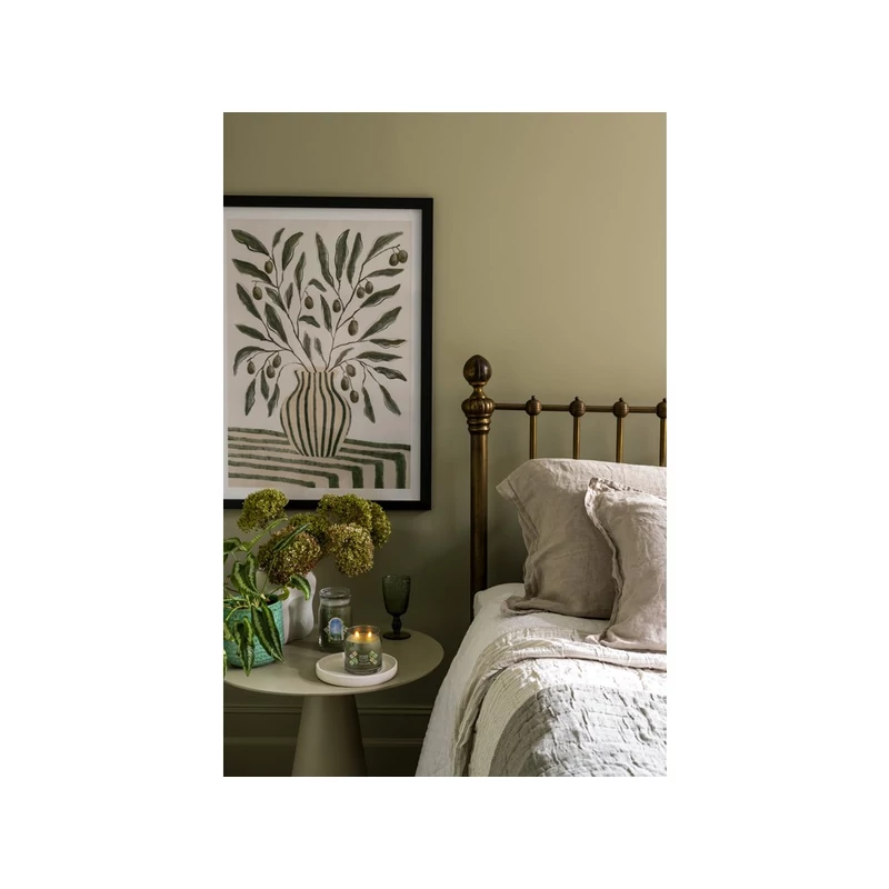 Yankee Candle® Olive & Cypress Signature közepes üveggyertya 368g