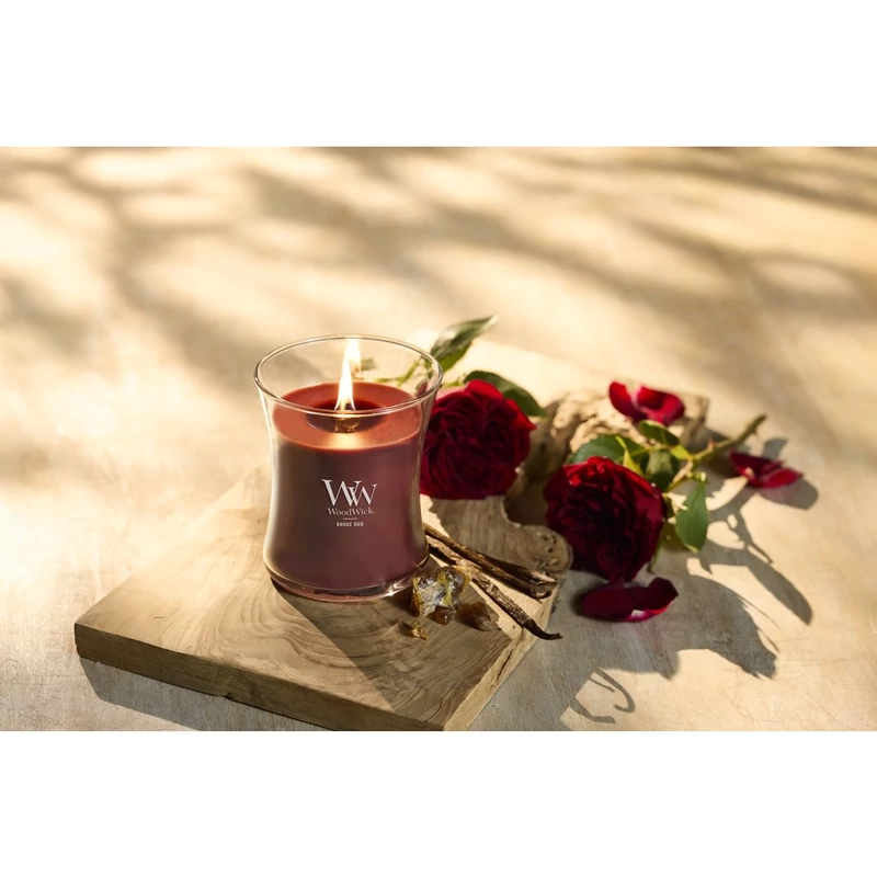 WoodWick® Rouge Oud közepes üveggyertya 275g