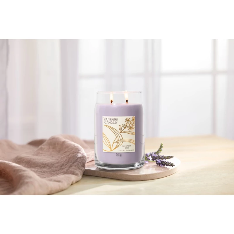 Yankee Candle® LAVENDER BLISS  nagy üveggyertya 567g