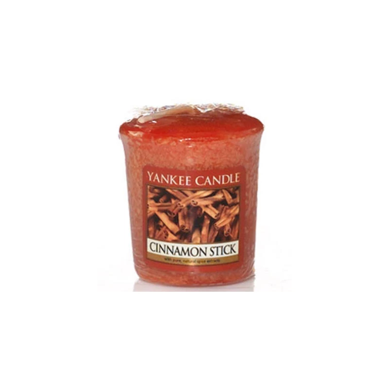 Yankee Candle® Cinnamon Stick mintagyertya