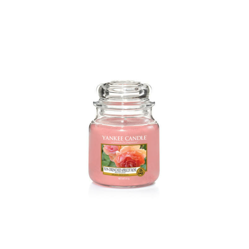 Yankee Candle® Sun-Drenched Apricot Rose közepes üveggyertya