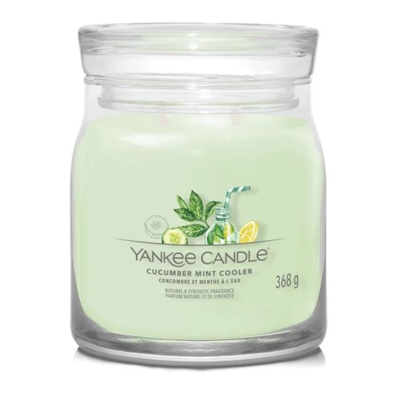 Yankee Candle® Cucumber Mint Cooler közepes üveggyertya 368g