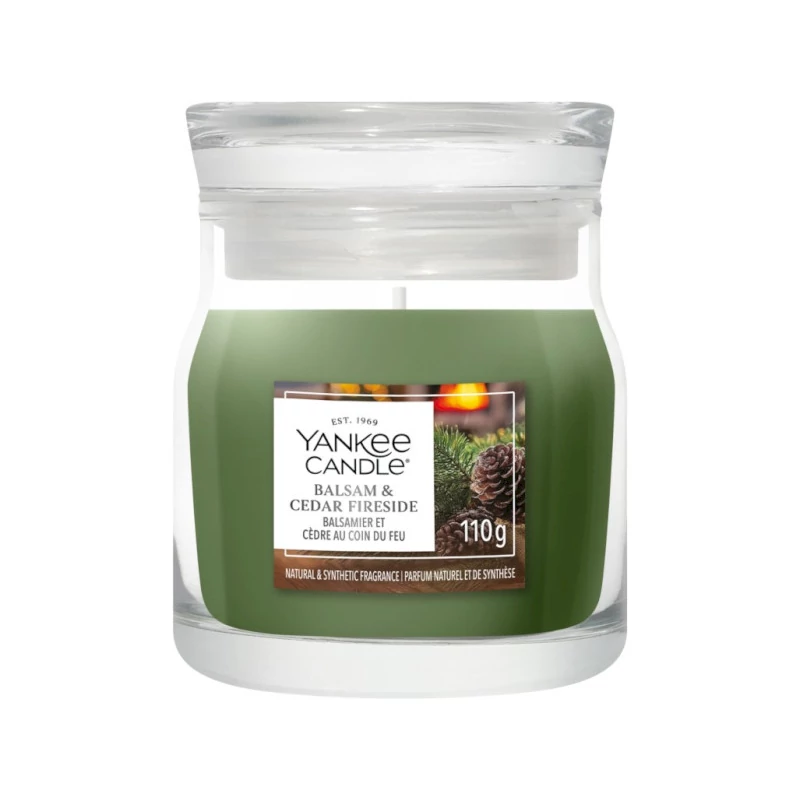 Yankee Candle® Balsam & Cedar Fireside kis üveggyertya 110g